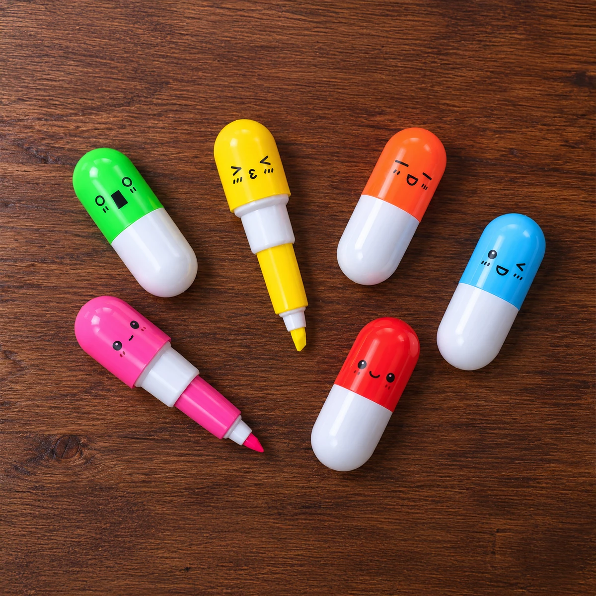 Mini Retractable Capsule Pill Pen Inner Image